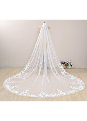 White Vintage Flowery Lace Wedding Veil Cathedral Length Veil
